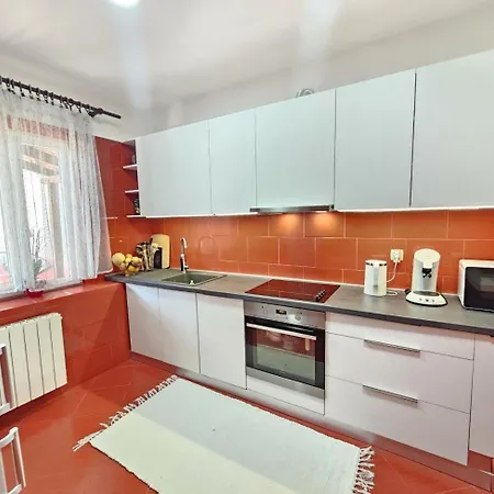 Kristina Nv - 50 M From The Apartmán Novi Vinodolski